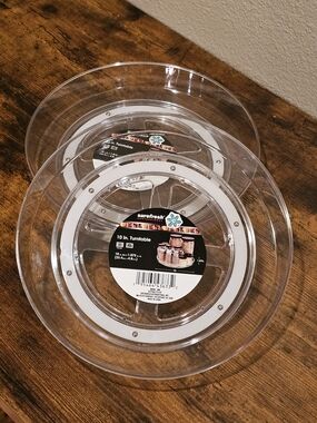 Clear Plastic 10 in. Turntable Set - Transparent
